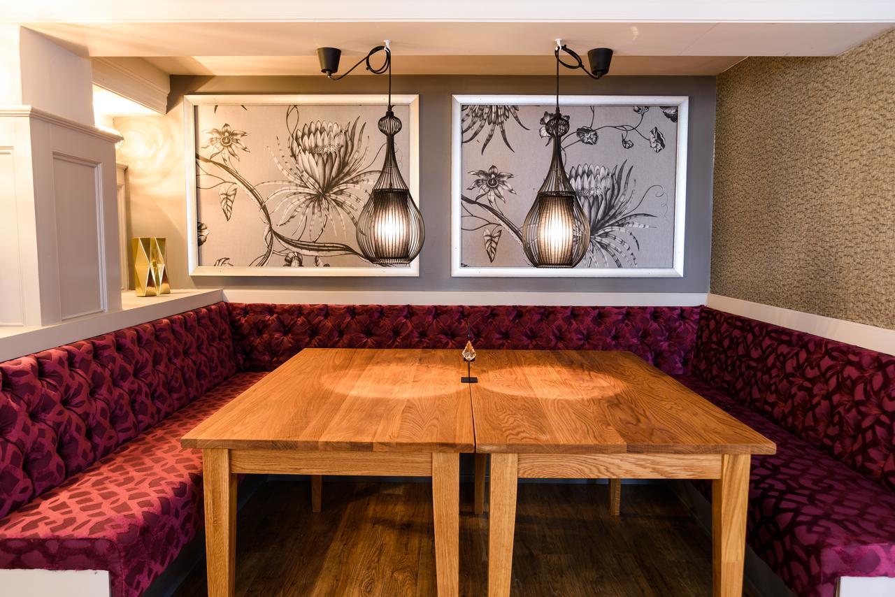 The Wheatsheaf Inn Onneley Eksteriør billede