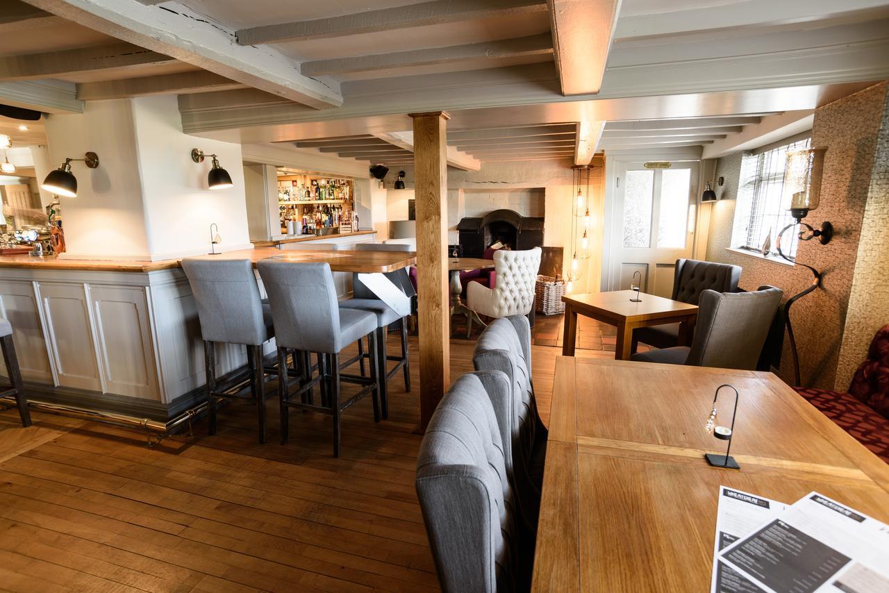The Wheatsheaf Inn Onneley Eksteriør billede